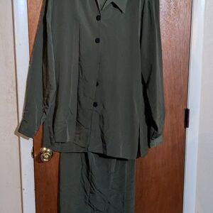 Elegant Dark Green Women's Pantsuit